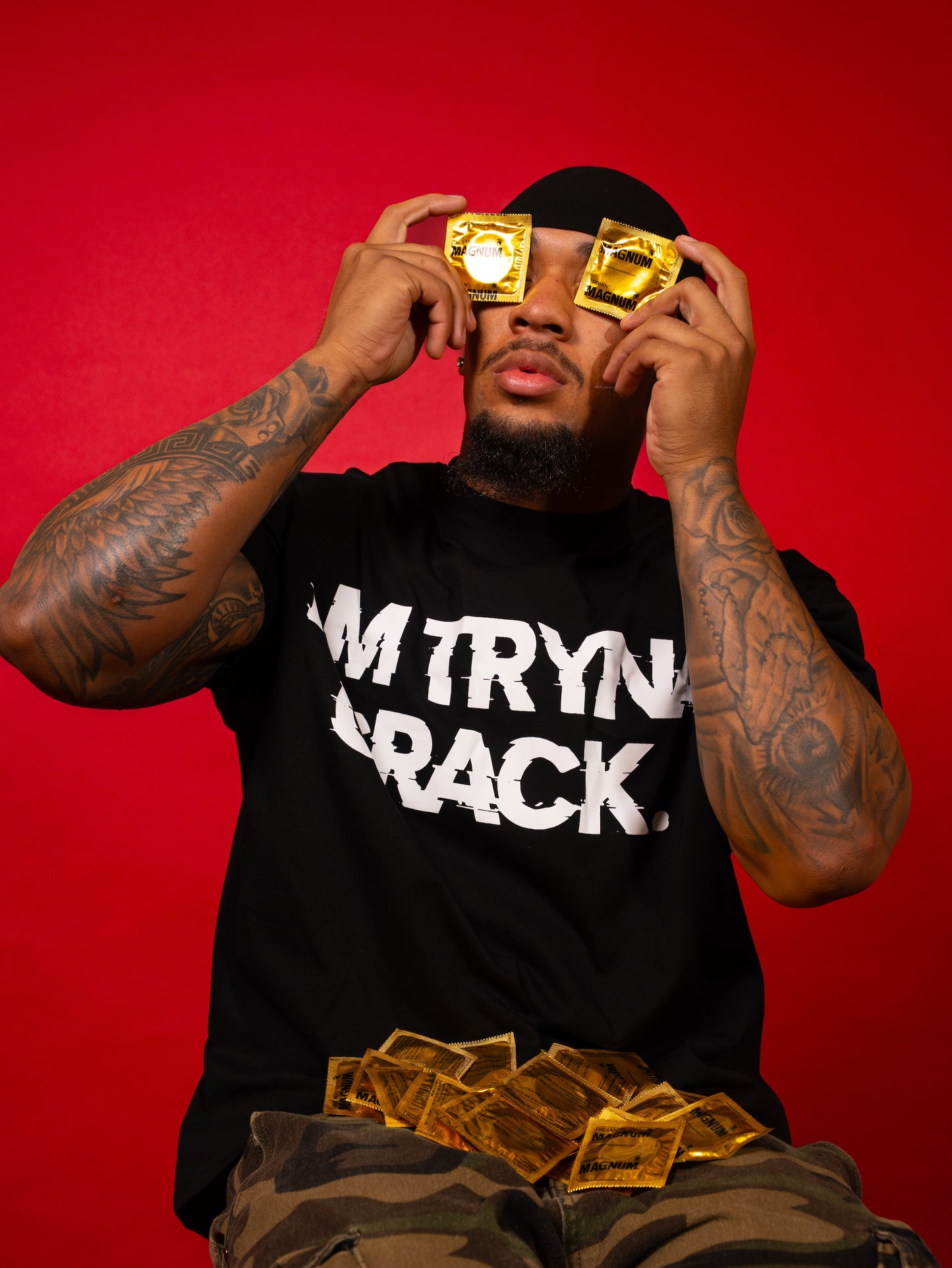 I'm Tryna Crack - Drop 01 (Black/Gold Edition)